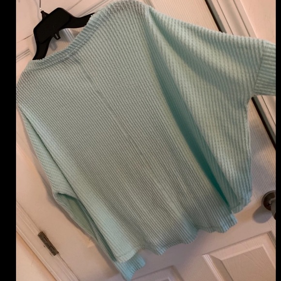 UO Oversized Waffle knit Thermal - Picture 5 of 6